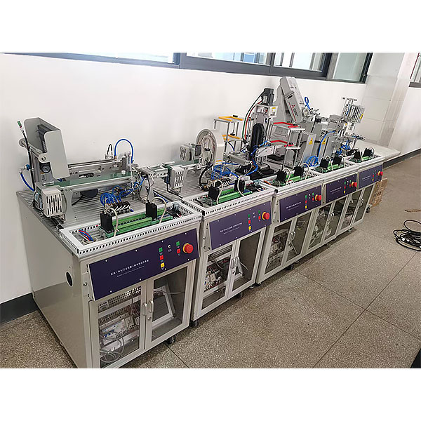 电机一体化综合查核装备实训拆卸(图1) 电机一体化综合查核装备尝试拆卸,转盘萃取塔尝试拆卸